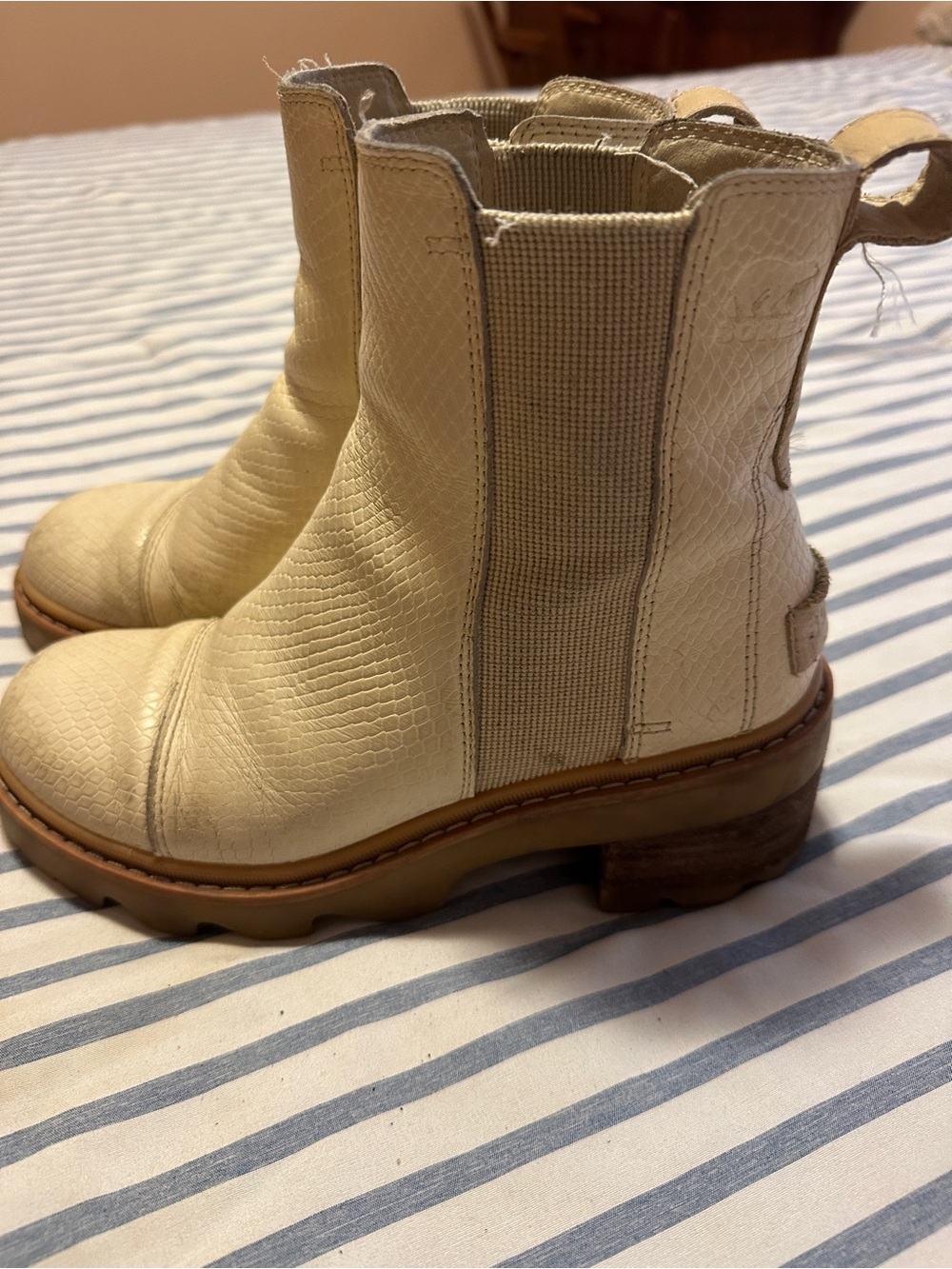 Sorel waterproof boots